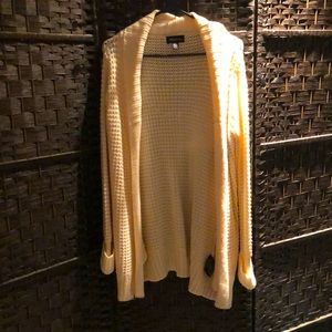 Cozy open Knitted sweater